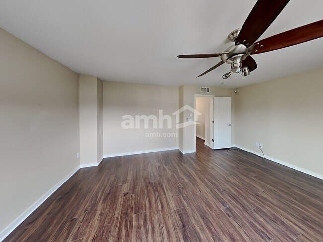 Building Photo - 10063 Salida St