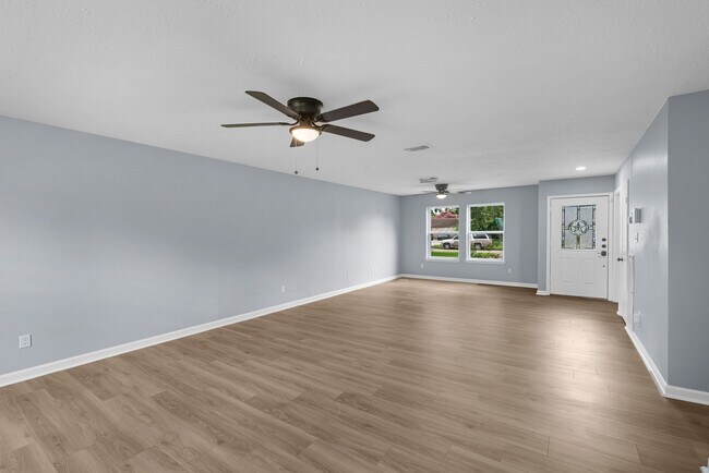 Building Photo - 14234 Cellini Dr