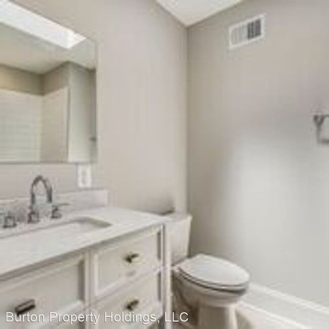 Building Photo - 4 br, 3 bath House - 625 S, Linwood Avenue