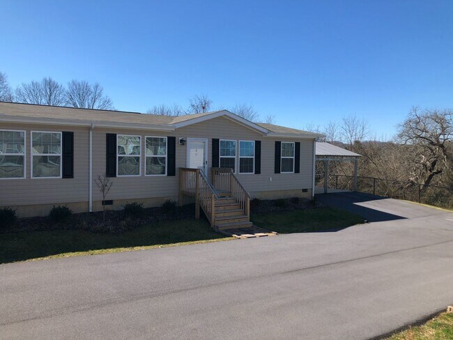 Building Photo - 3 Bedroom/2 Bath Duplex - Gray TN