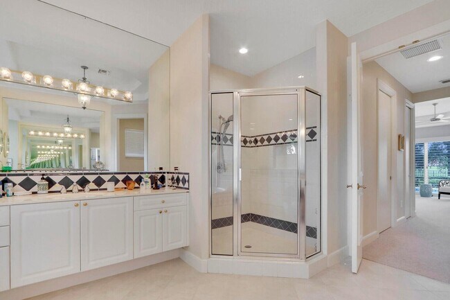 Building Photo - 10802 Egret Pointe Ln