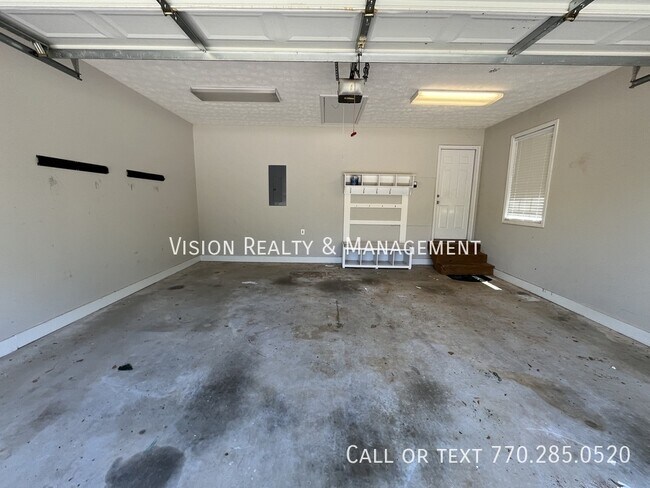 Building Photo - 116 McKenzie Overlook Dr