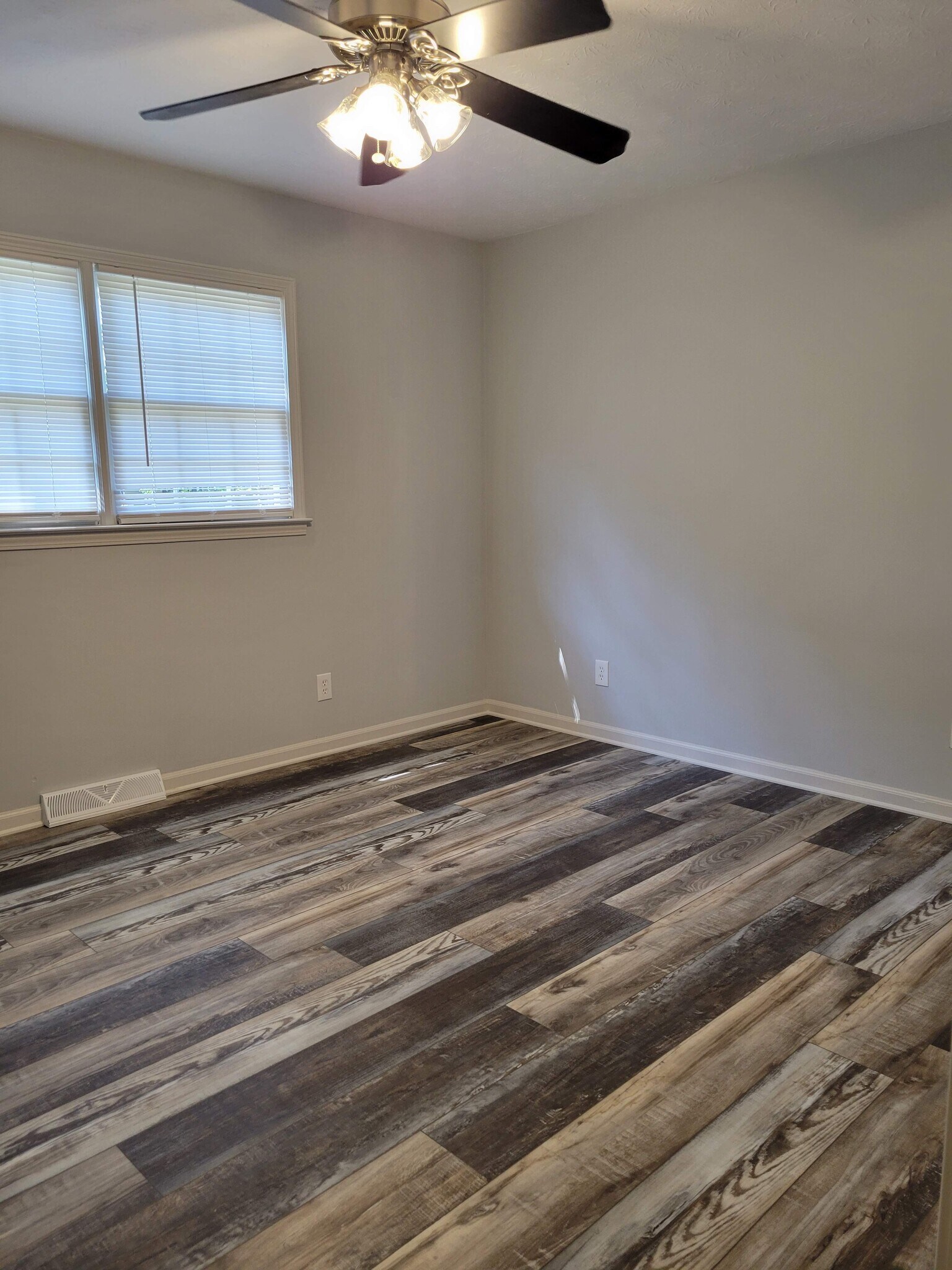 Bedroom 4 - 18 Brown Dr SW