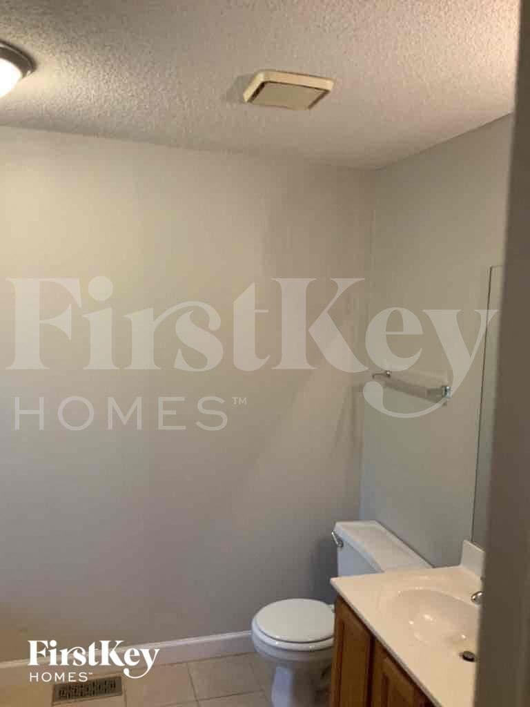 Building Photo - 6550 Remington Dr