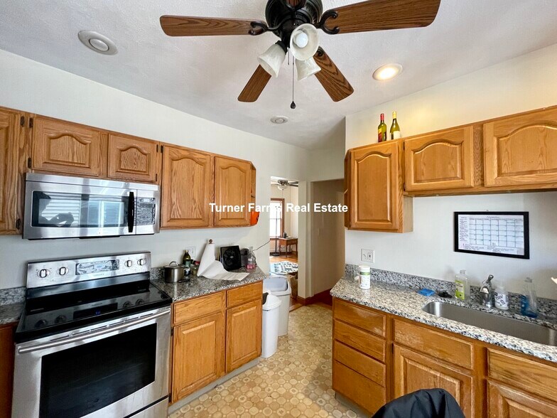 Building Photo - 290 Boston Ave