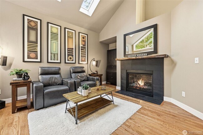 Building Photo - 3bd/2.25ba Duvall Home