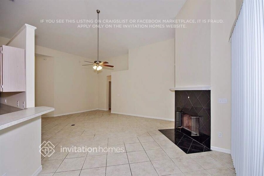 Building Photo - 371 Lynbrooke Ln