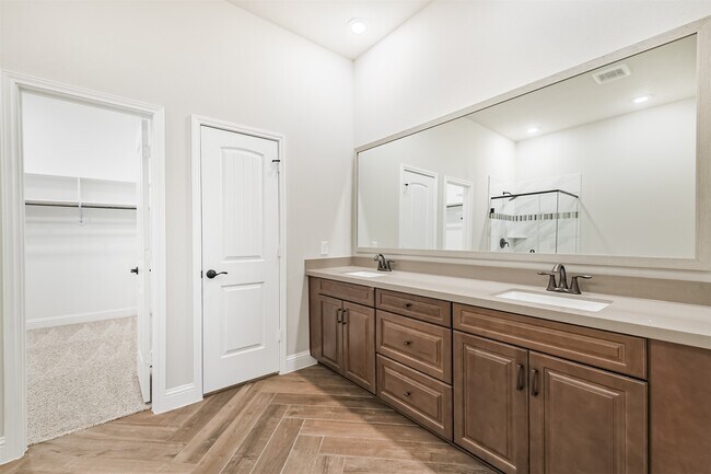 Building Photo - 16615 Tranquility Grove Dr