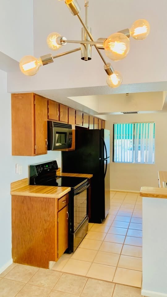 Building Photo - 7953 E Colette Cir