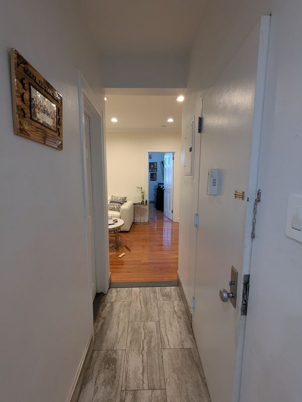 Building Photo - 3352 29th Street, 1F
