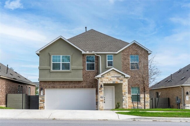 Building Photo - 913 Legends Ln
