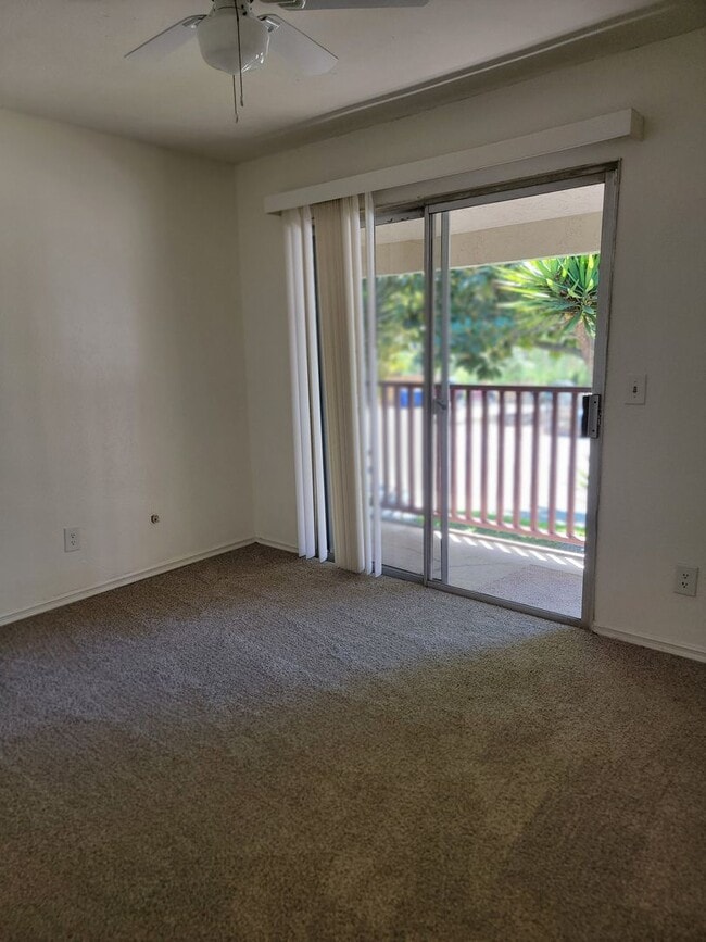 Building Photo - Lemon Grove Townhouse