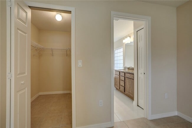 Building Photo - 312 Perch Ln