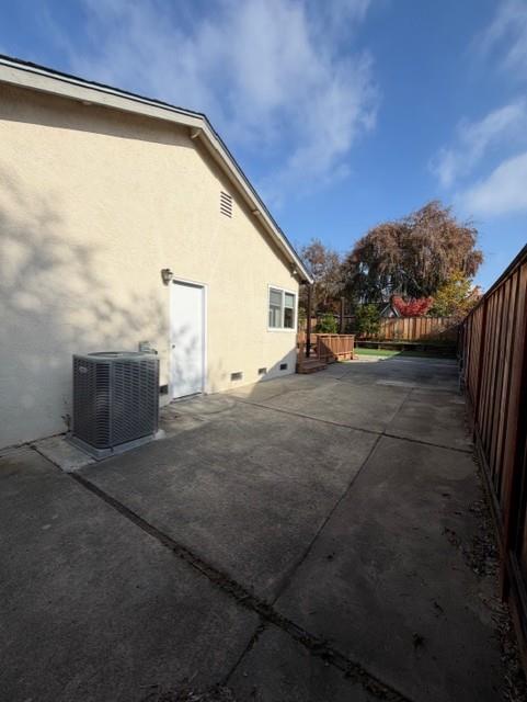 Building Photo - 34 San Piedras Pl