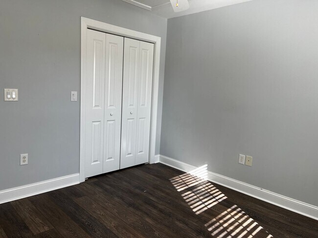 Building Photo - Don't miss this beautiful home in desirable Brice's Crossing