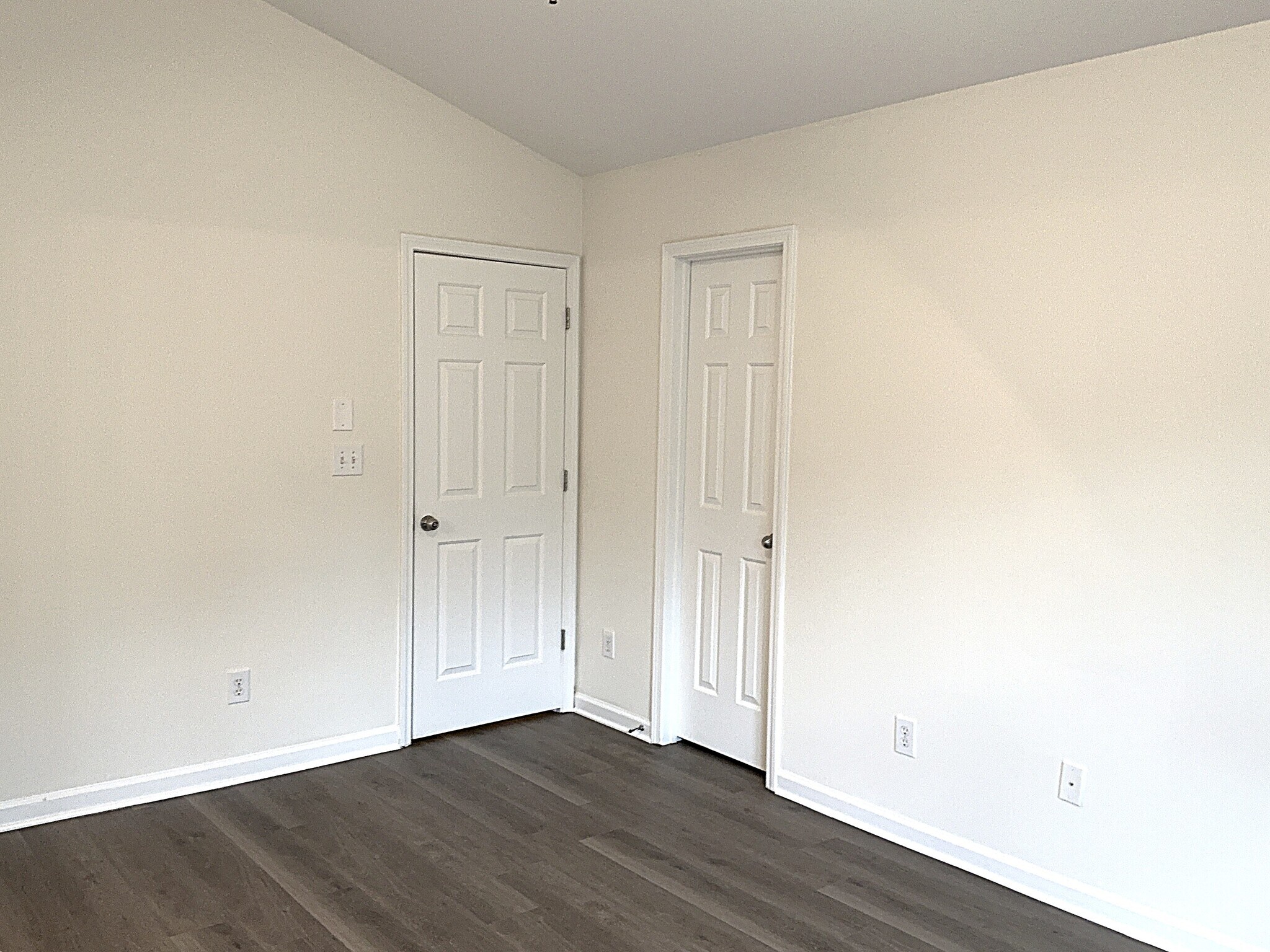 Building Photo - 612 Woodson Dr