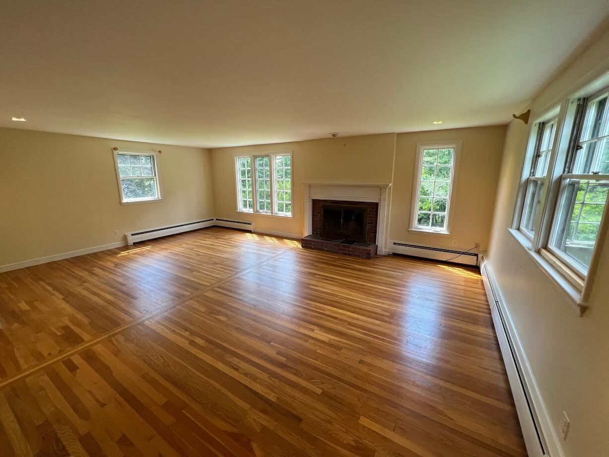 Building Photo - 48 River Ave