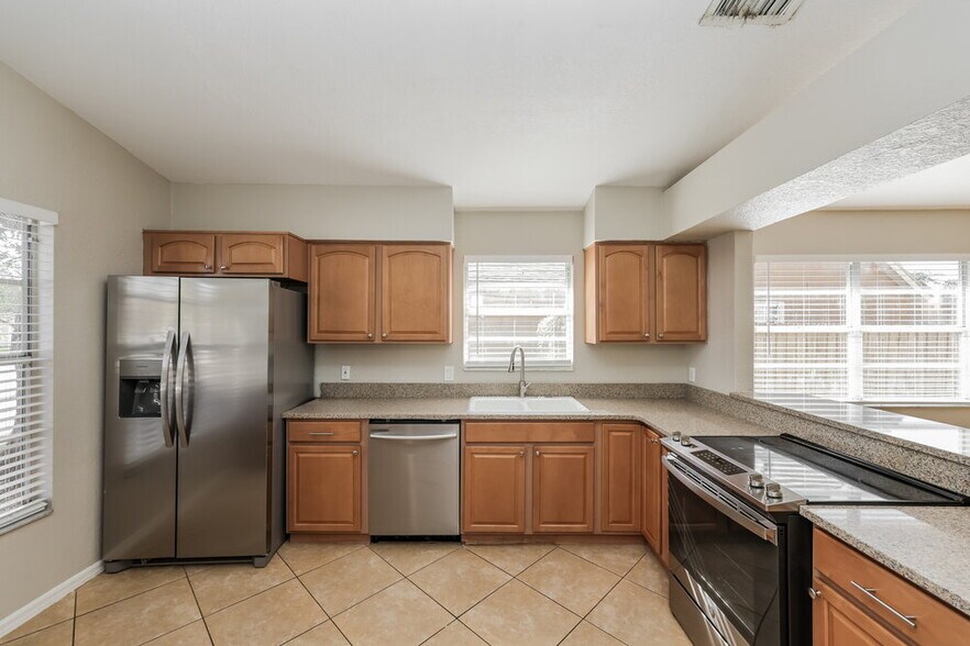 Building Photo - 11214 Elmfield Dr