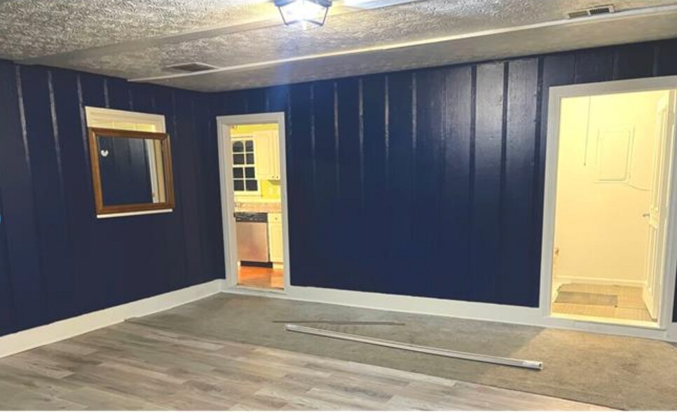 BEDROOM 4 - 5936 Hammond Dr