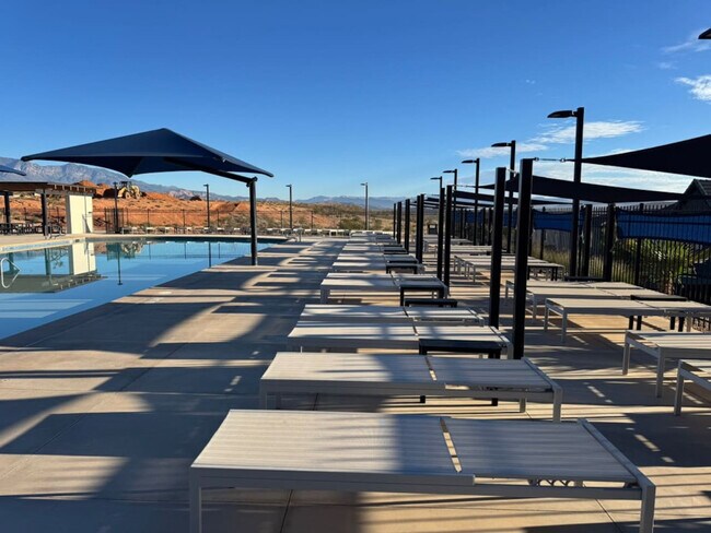 Building Photo - 1706 Ripple Rock Dr