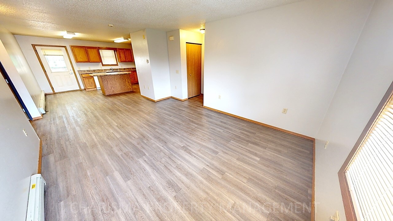 Building Photo - Pheasant View Apartments