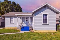 Building Photo - 1913 W Lemon St