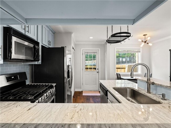 Building Photo - 2232 Dunseath Ave NW