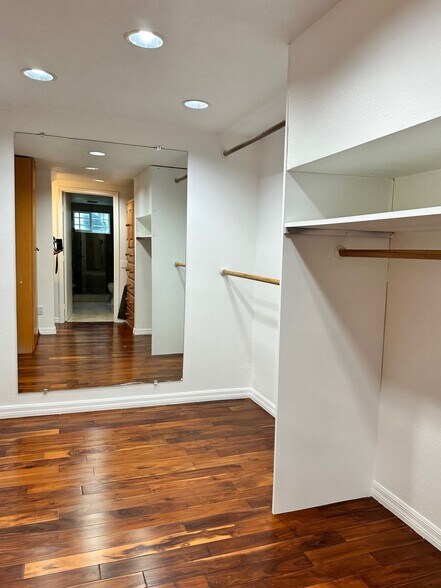 Building Photo - 4300 Via Marisol