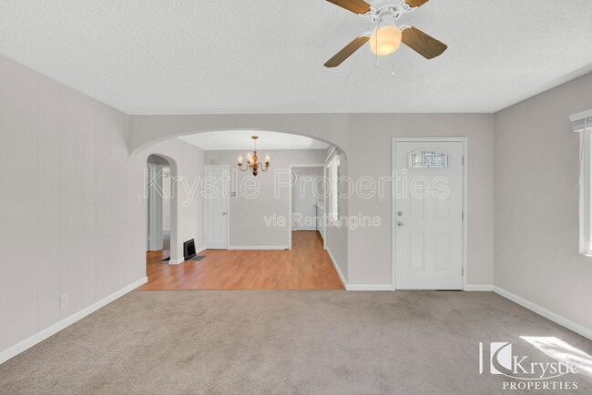 Building Photo - 505 Laurel St