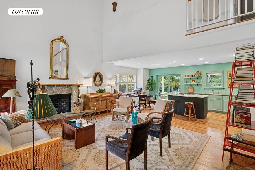 Building Photo - 176 Bridgehampton Sag Tpke