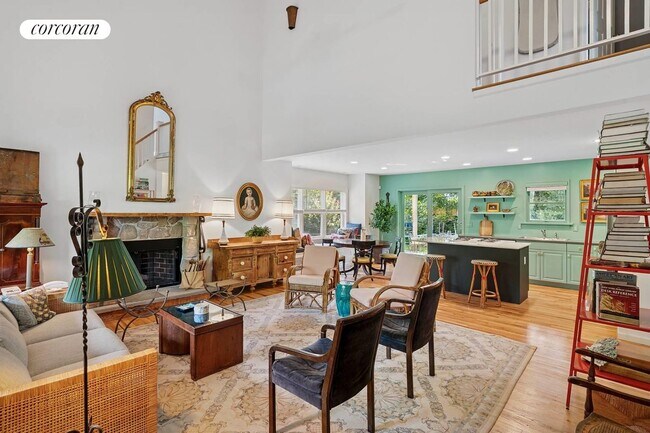 Building Photo - 176 Bridgehampton Sag Tpke