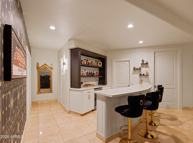 Building Photo - 4490 E Valley Vista Ln