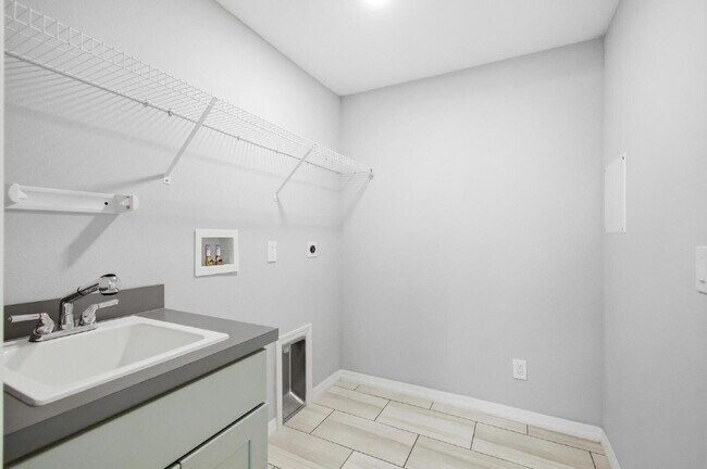 Building Photo - Matanzas Woods