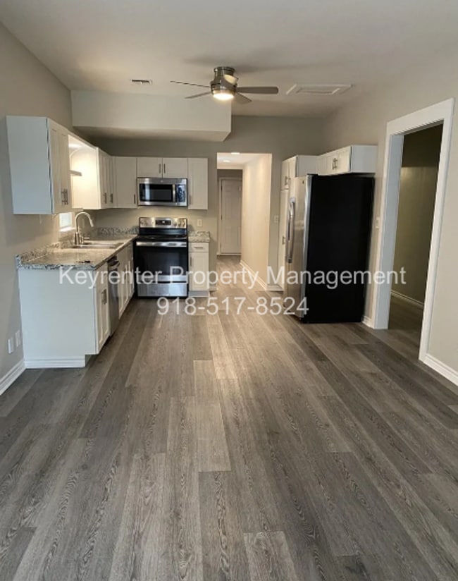 Building Photo - 2 Bed | 2 Bath | Claremore
