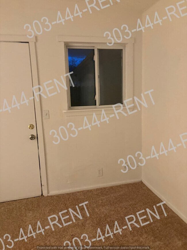 Building Photo - Move In Special $500.00 off next month rent  3 Bedroom Mobile Home in Thornton!