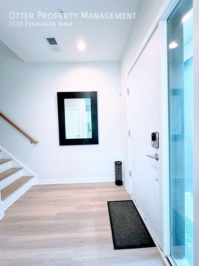Building Photo - 3110 Evergreen Walk