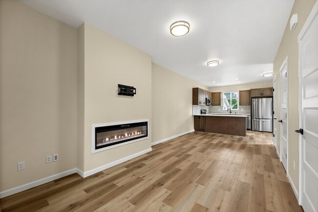 Building Photo - Newer 2-Bed ADU in Lakewood | Luxury Living Near JBLM!