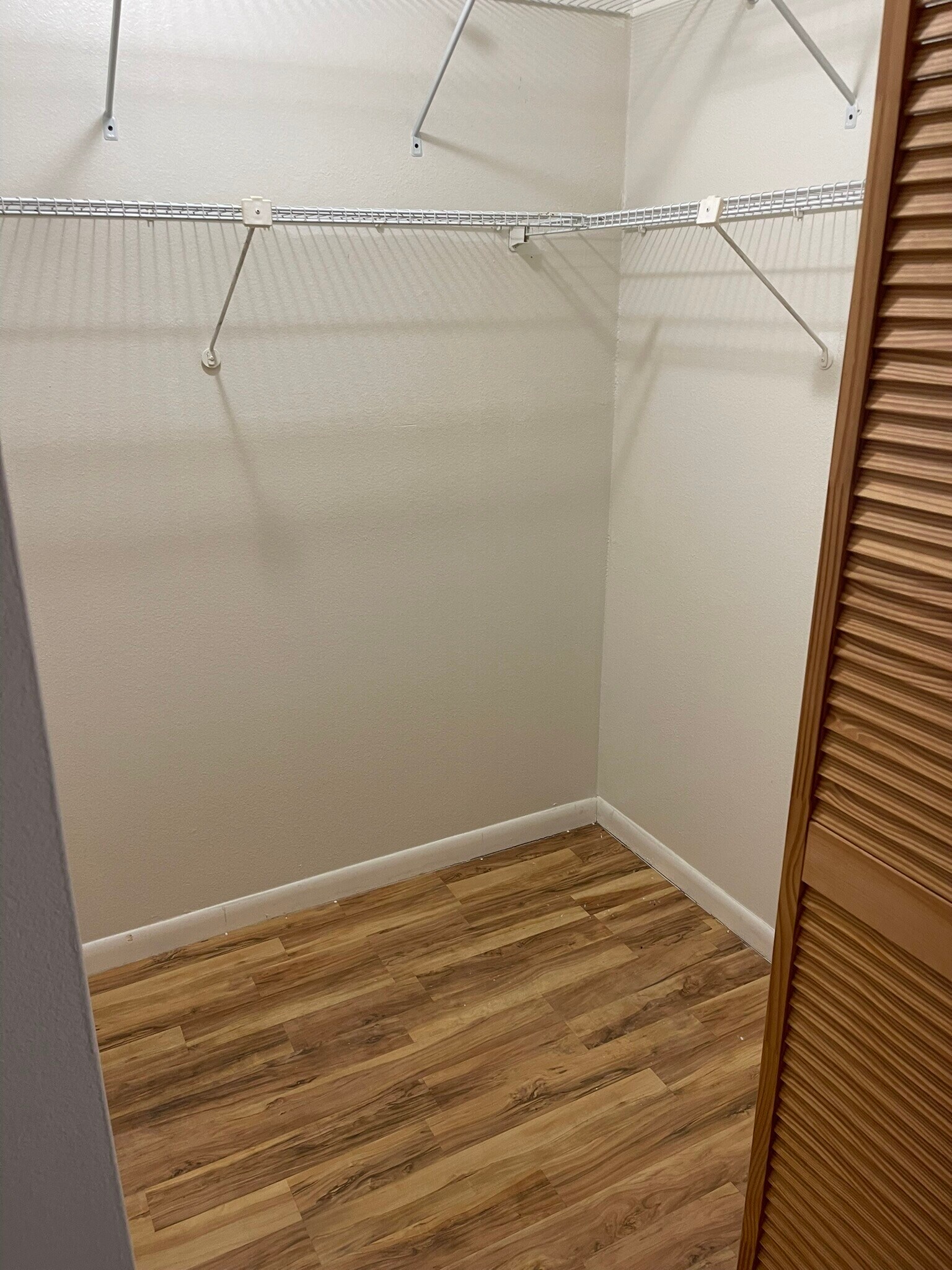 Building Photo - 1820 N Lauderdale Ave