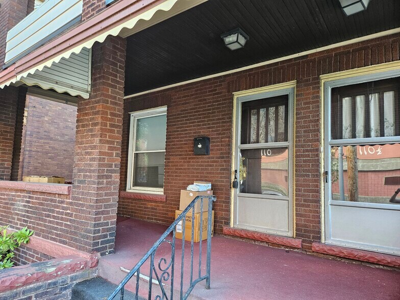 Primary Photo - 110 E 4th St