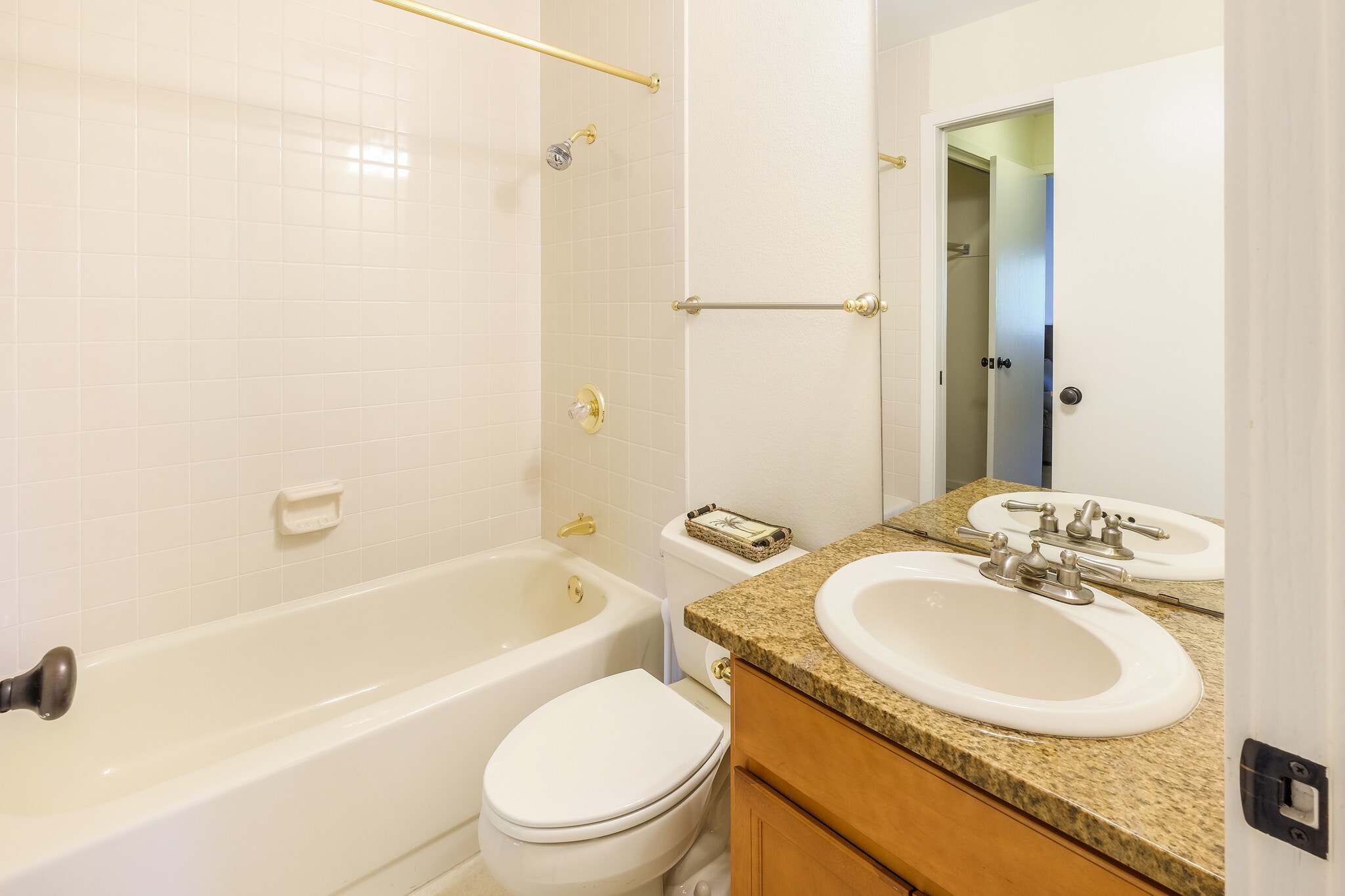 Bath for 2nd bedrm - 3527 E 2nd Ave