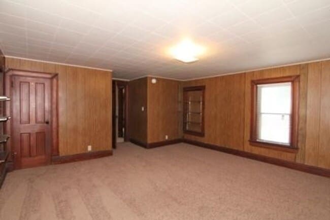 Building Photo - 3161 130th St