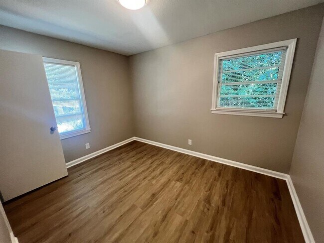 Building Photo - 4407 Pate Dr