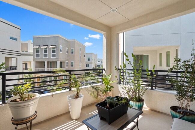 Building Photo - 9548 Greenley Pl