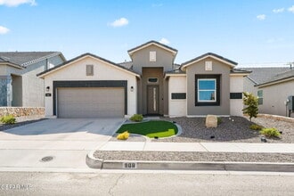Building Photo - 908 Crystal Deer Dr
