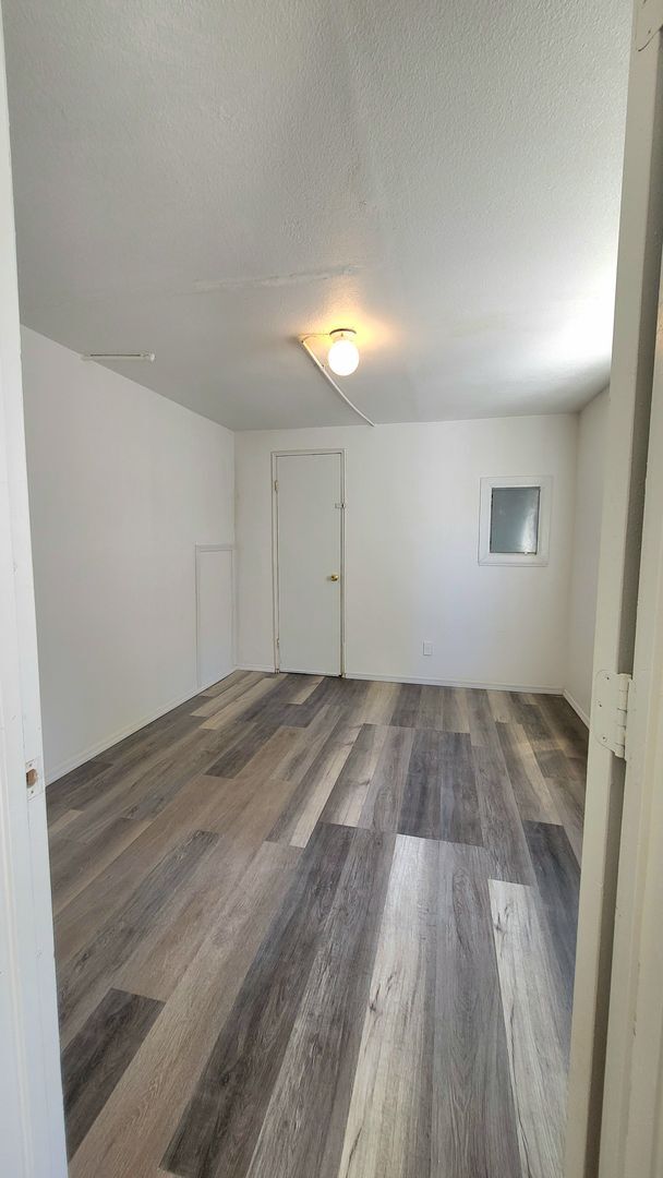 Building Photo - 521 Alaska Way