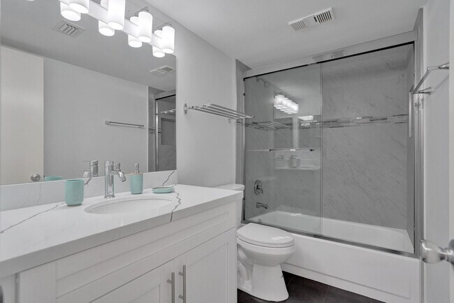 Building Photo - 955 Dotterel Rd