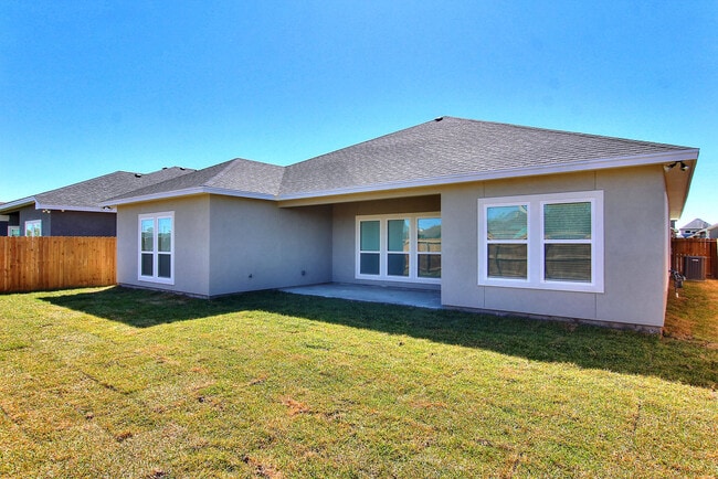 Building Photo - 6034 Adrian Dr