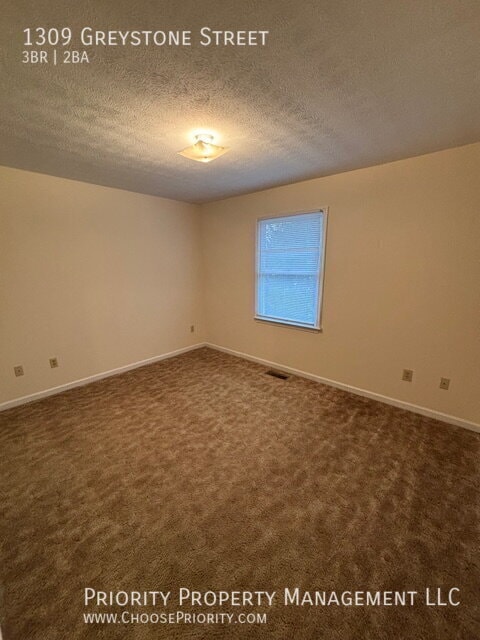 Building Photo - 1309 Greystone St