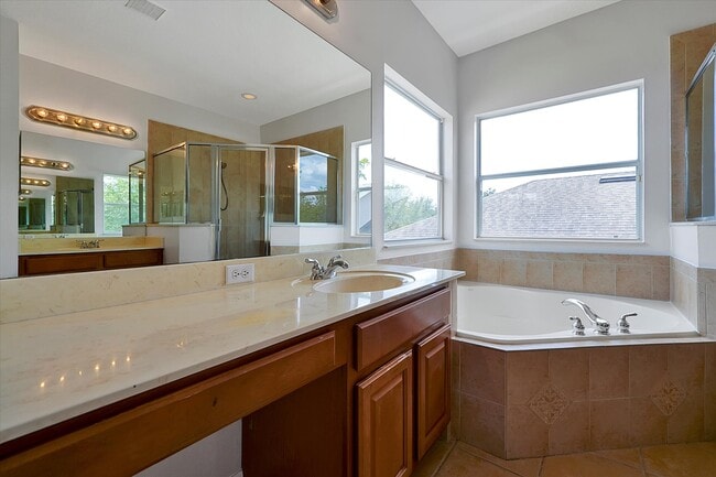 Building Photo - 9049 Edenshire Cir