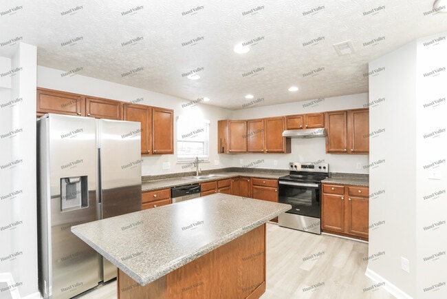 Building Photo - 915 Regency Ct